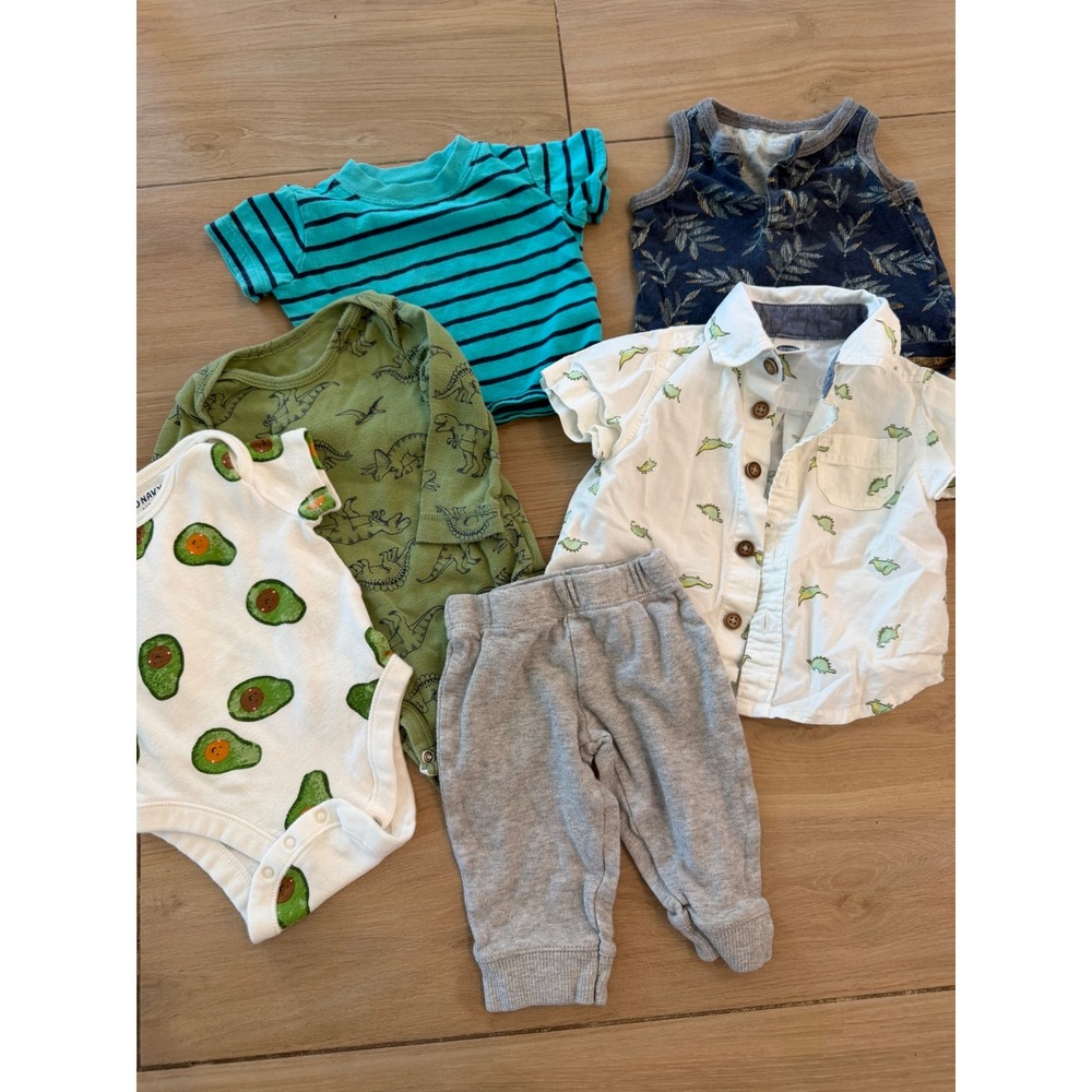 Old Navy Carters Baby Boy 6 Piece Bundle 0-3M 3M Dinosaurs Avocado Stripes Gray